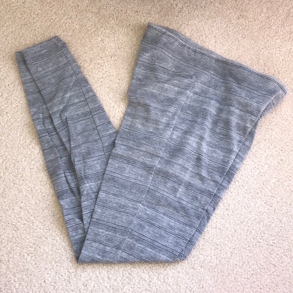 Gap heathered grey leggings